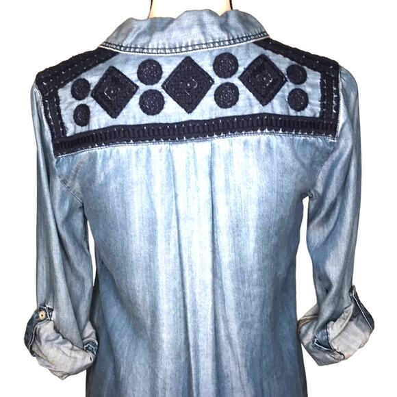ANTHROPOLOGIE BRAND HOLDING HORSES EMBROIDERED TOP WOMENS SIZE XS - Picture 9 of 11